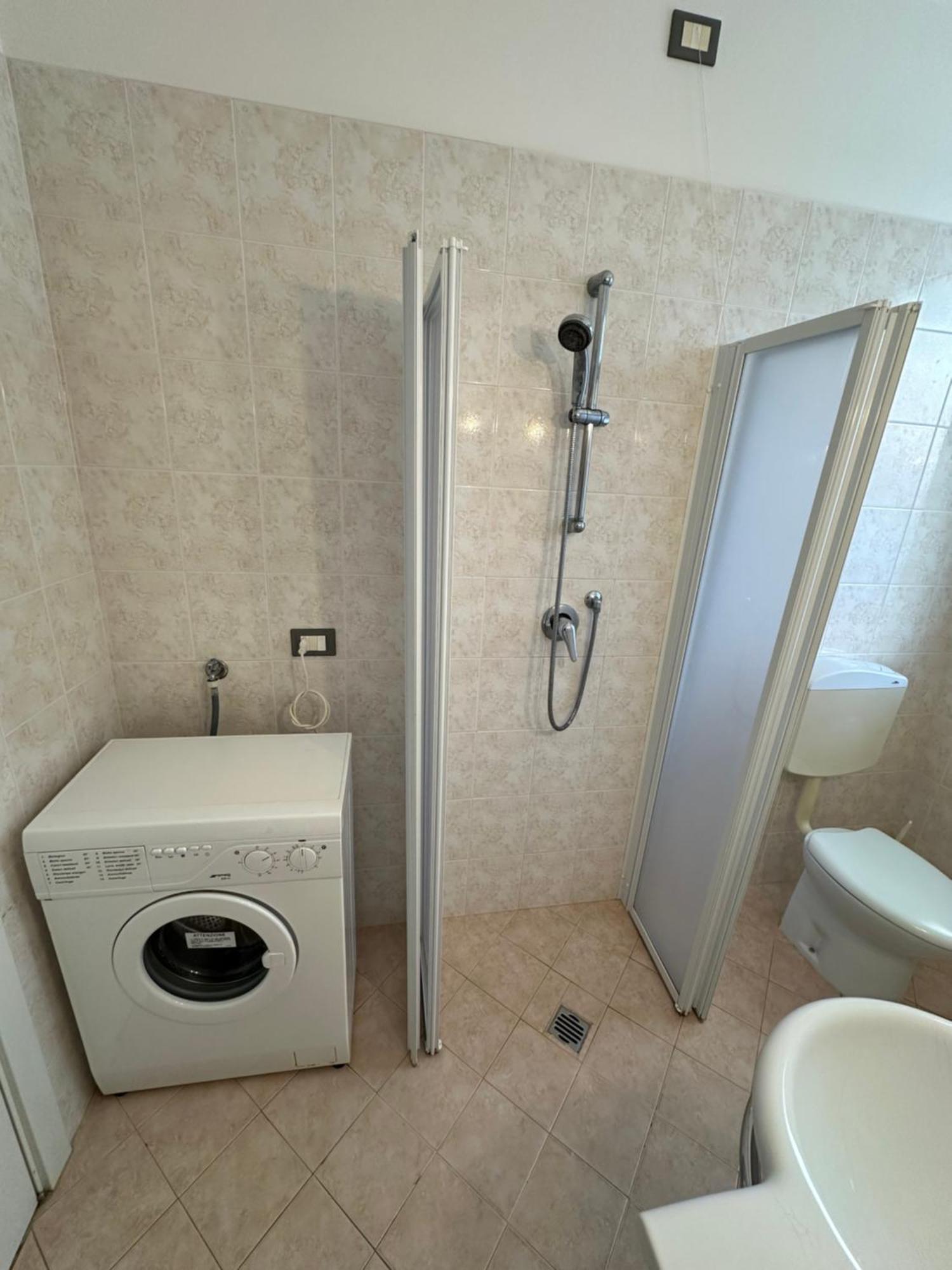 Residence Stefania Appartamenti Piano Terra - Agenzia Cocal Каорле Екстер'єр фото