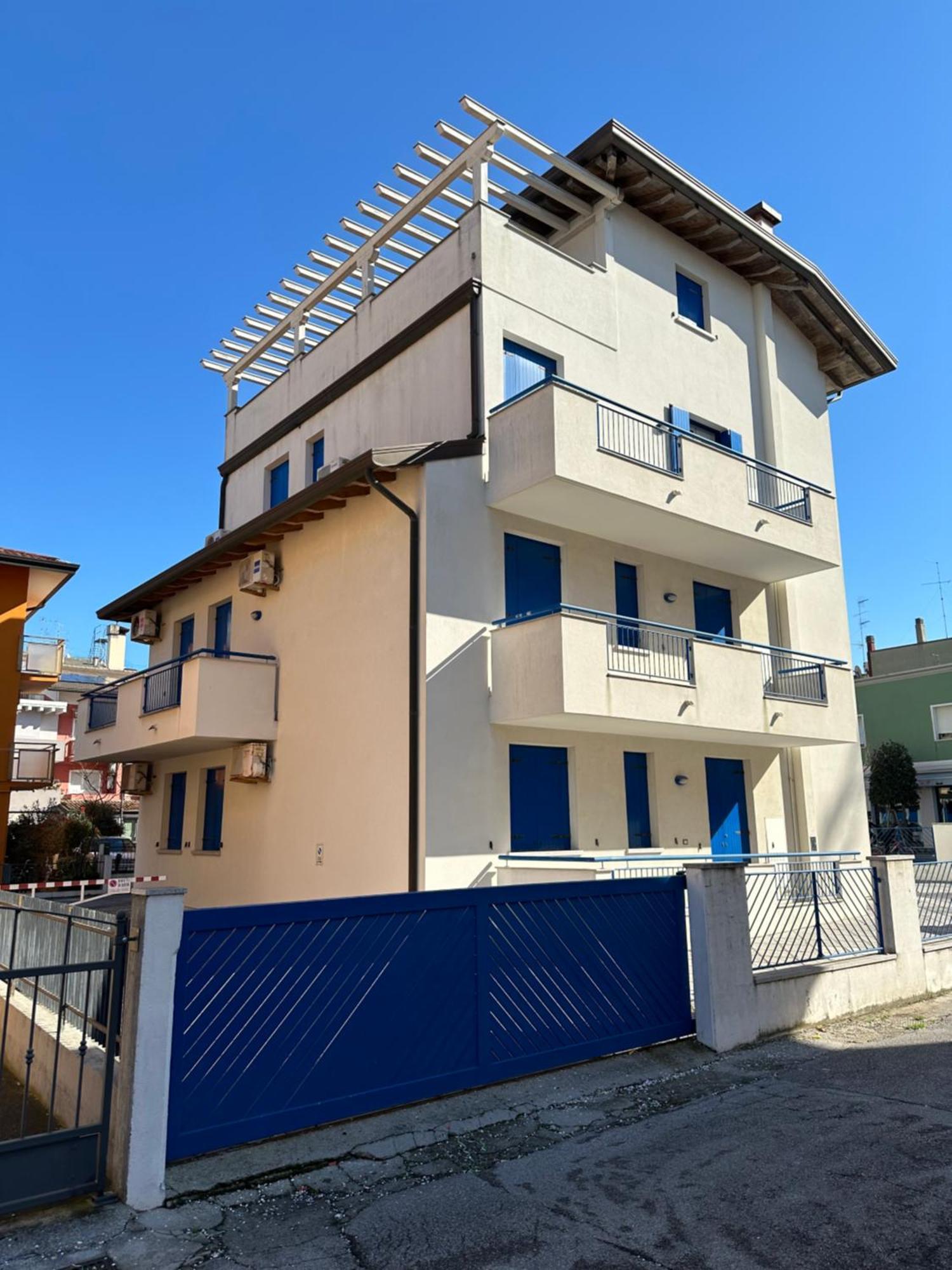 Residence Stefania Appartamenti Piano Terra - Agenzia Cocal Каорле Екстер'єр фото