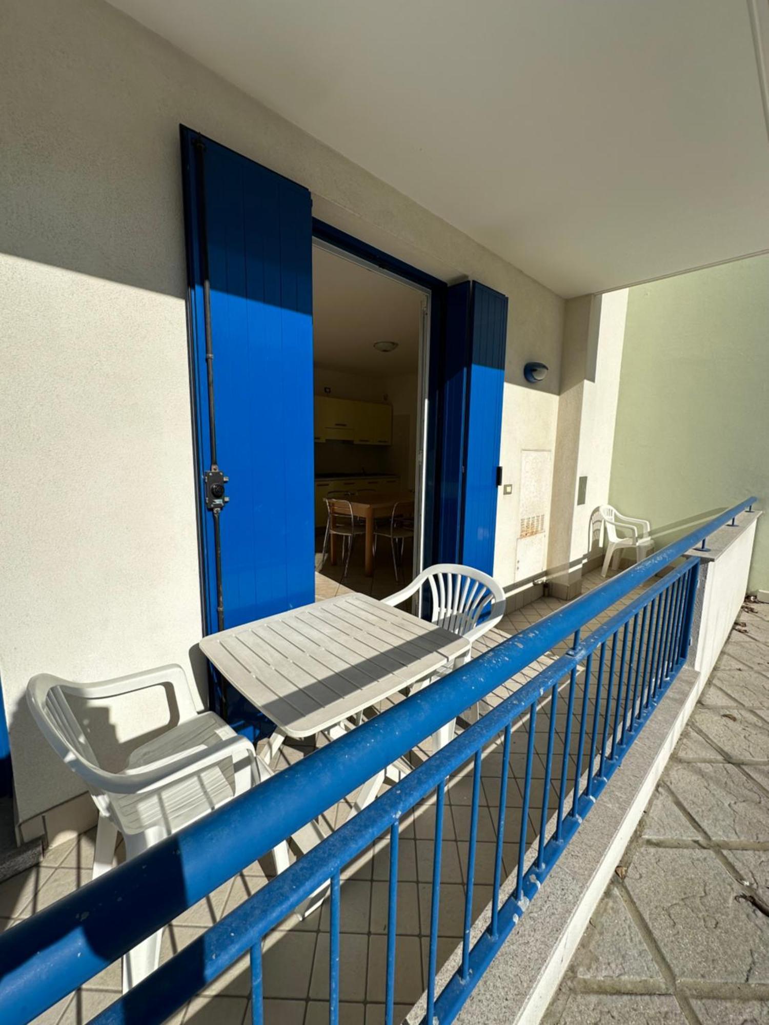 Residence Stefania Appartamenti Piano Terra - Agenzia Cocal Каорле Екстер'єр фото